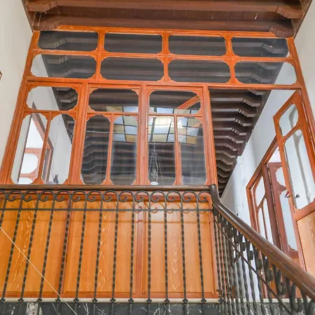 La Casa Del Medico