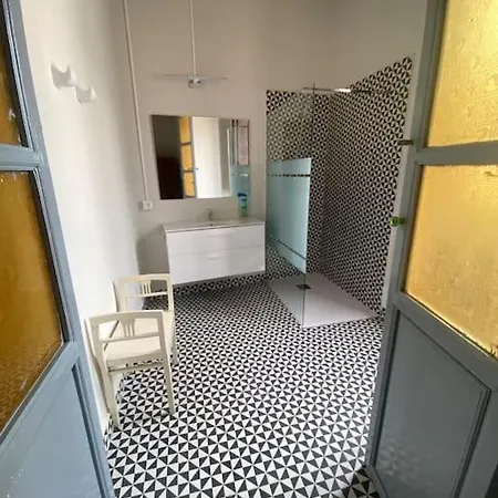 La Casa Del Medico Dalias